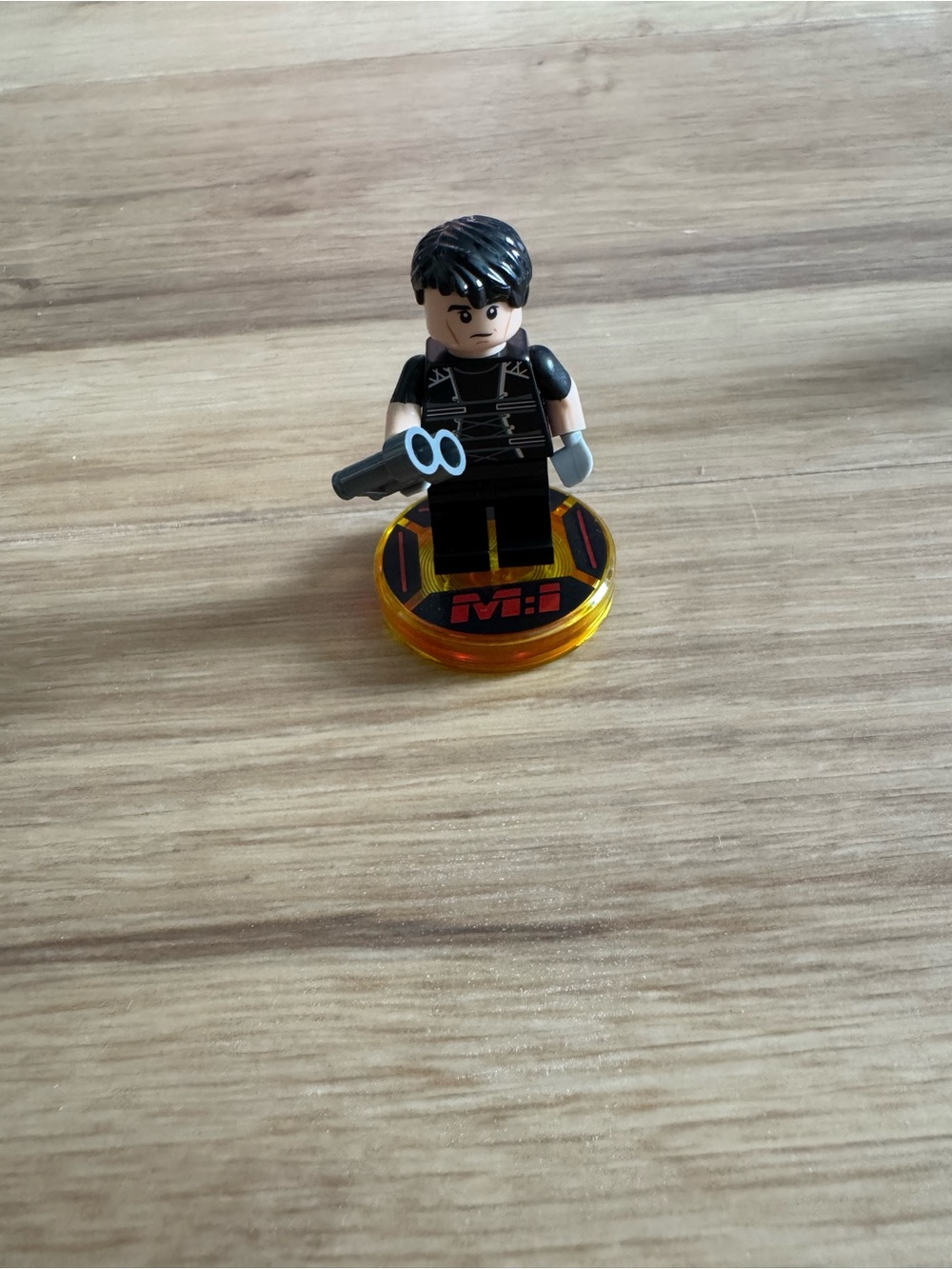 LEGO Dimensions Ethan Hunt Minifigure w/ Toy Tag – Mission Impossible 71248
